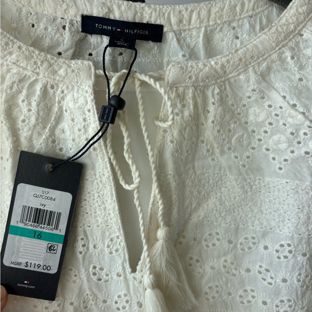 NWT💥Sleeveless White Eyelet 💯% cotton dress, size 16